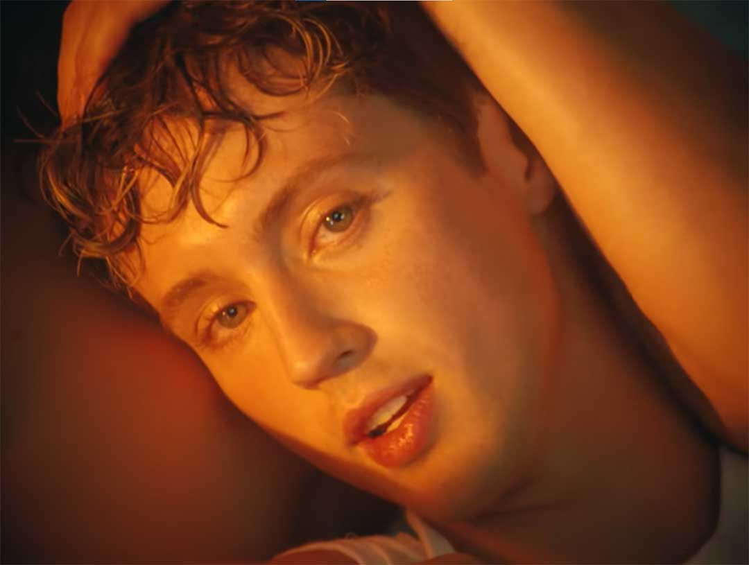 โซเชียลเดือด Troye Sivan เสิร์ฟความแซ่บใน MV Angel Baby