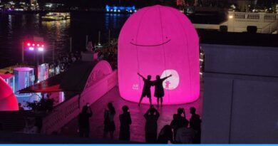 รีวิว Awakening Bangkok 2025 พิกัดถ่ายรูปงานไฟส่งท้ายปี เข้าชมฟรี!