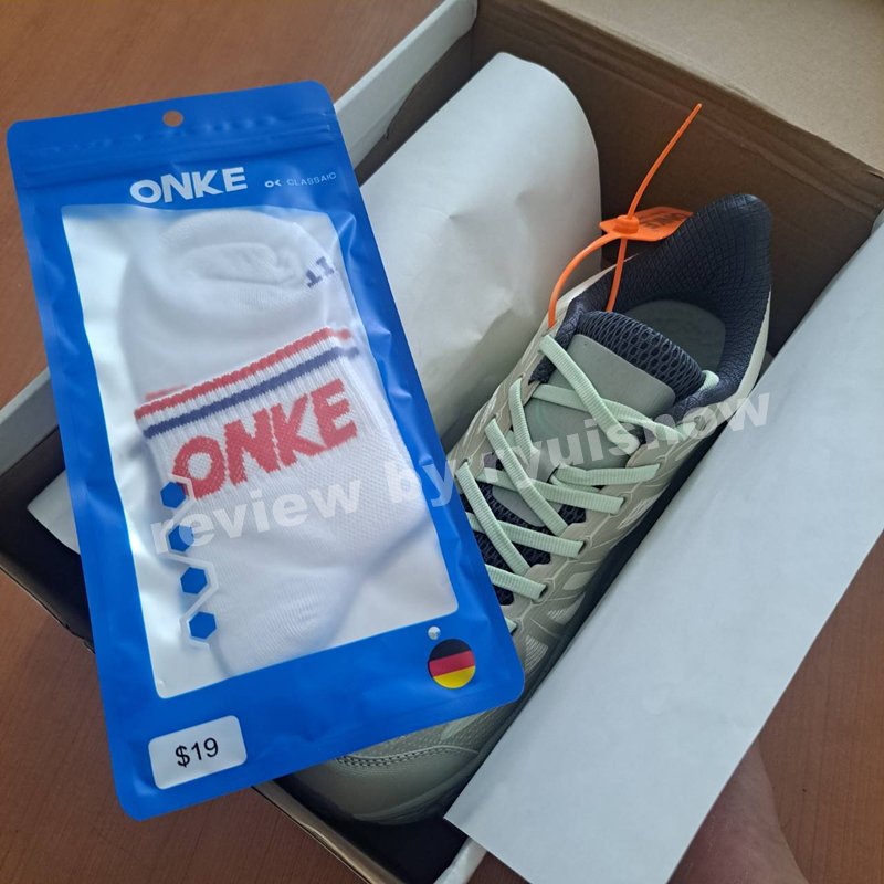 ONKE รองเท้าวิ่ง
